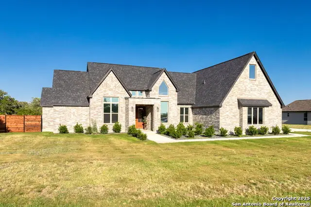 187 Stone Loop, Castroville, TX 78009 - Image #2