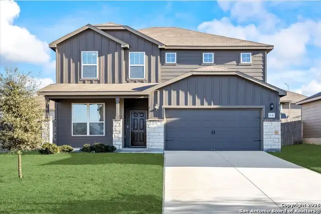 631 Ridgehorn Dr, New Braunfels, TX 78130 - Image #1