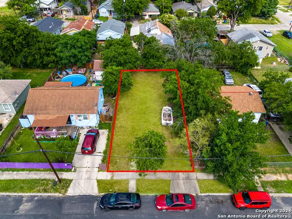 718 S Olive St, San Antonio, TX 78203