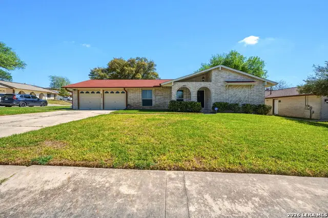 615 Amistad Blvd, Universal City, TX 78148 - #2