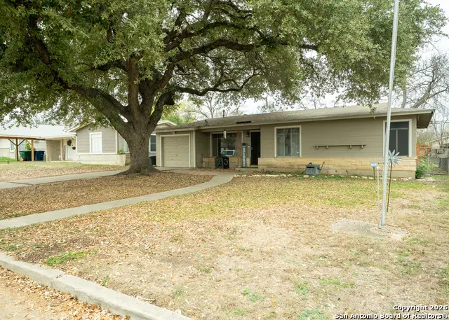 639 Edgebrook, San Antonio, TX 78213 - Image #2