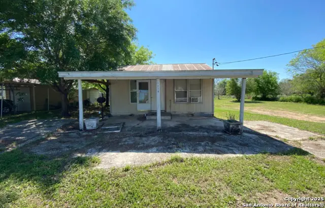 1215 Plum, Floresville, TX 78114 - Image #1