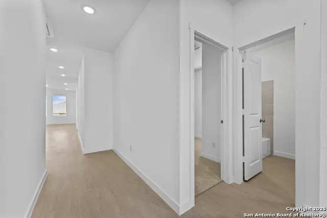 31952 Ambrose St, Bulverde, TX 78163 - Image #2