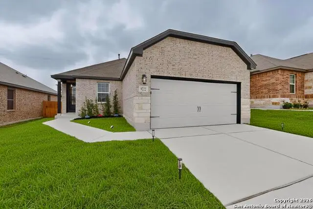 9222 Espadrille Run, Converse, TX 78109 - Image #2