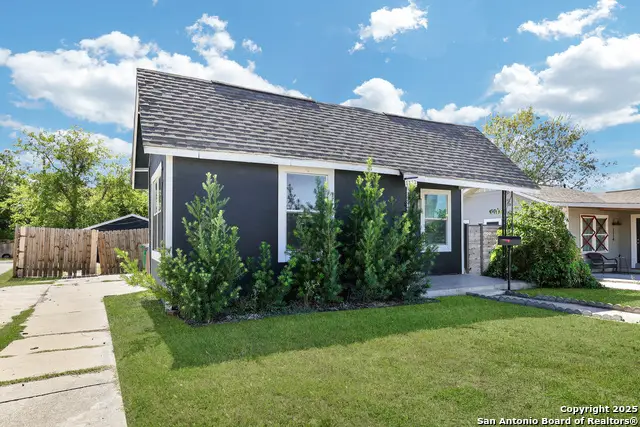1112 Fresno, San Antonio, TX 78201 - Image #2