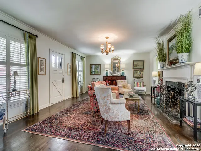 316 Elizabeth Rd, Terrell Hills, TX 78209 - Image #3