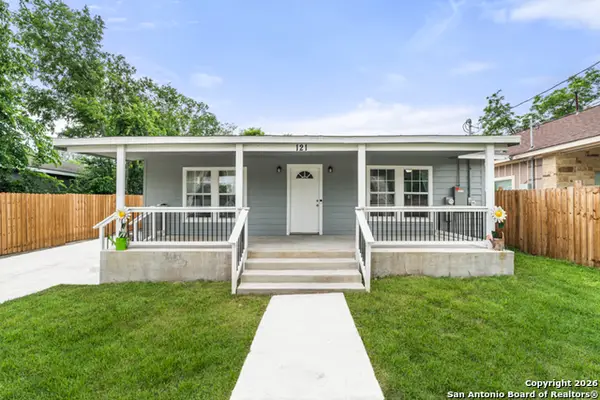 121 Vista, San Antonio, TX 78210