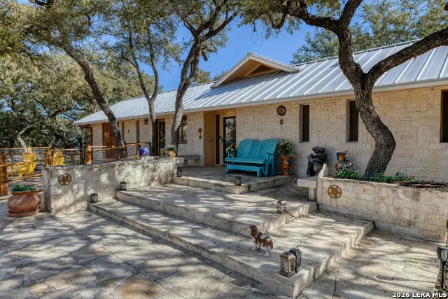 93 Saddle Mountain Rd, Leakey, TX 78873 - #1
