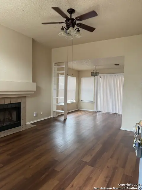 9370 Village Lance, San Antonio, TX 78250 - Image #3