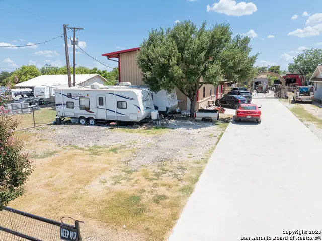 6766 Crestway, San Antonio, TX 78239 - Image #2