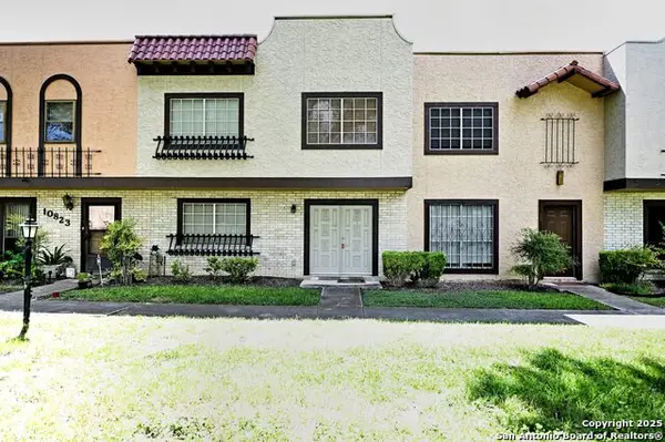 10819 S Crown, San Antonio, TX 78239