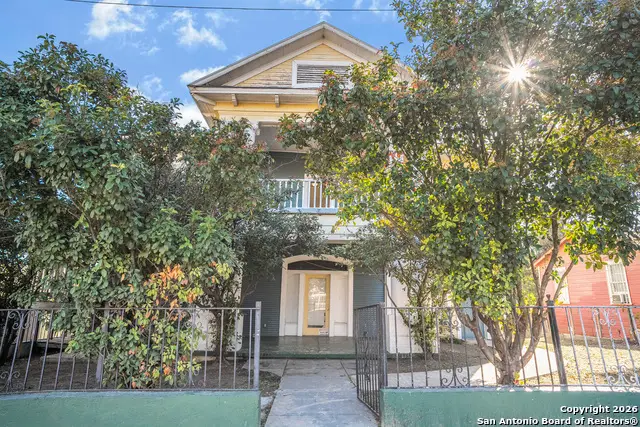 1110 W Ashby Pl, San Antonio, TX 78201 - Image #2