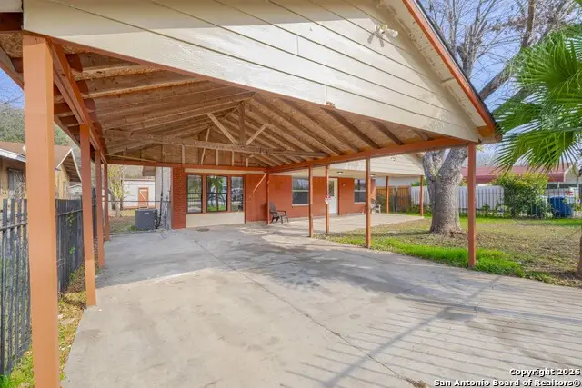 5207 Overpool St, San Antonio, TX 78228 - Image #3