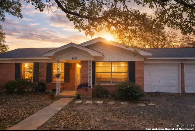 1001 Kathleen, Pleasanton, TX 78064 - Image #1