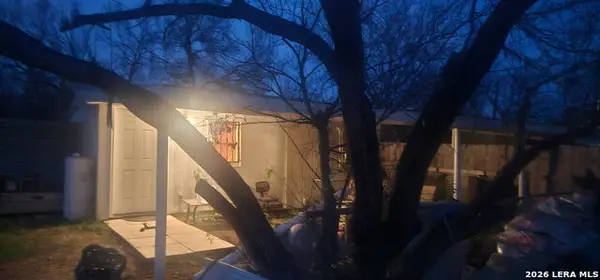 915 Novella, Adkins, TX 78101