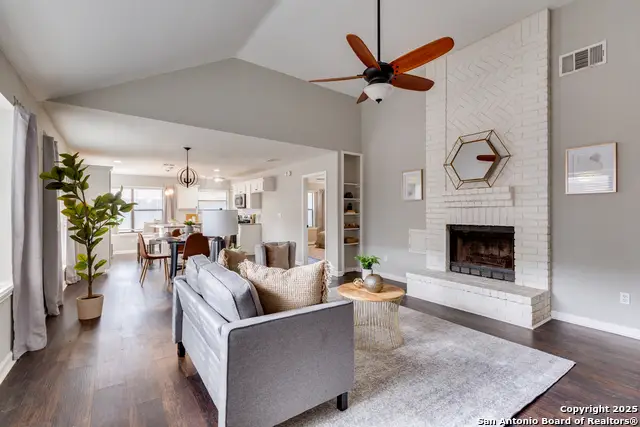 7570 Tantivity, San Antonio, TX 78249 - Image #2