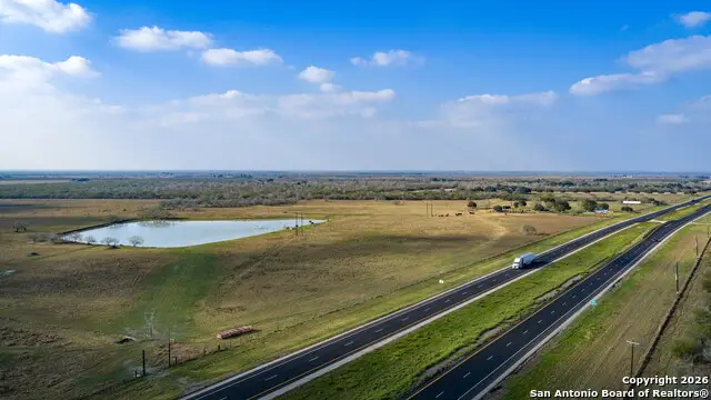 10532 Us Highway 77, Victoria, TX 77905 - Image #1