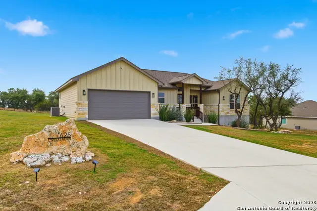 625 Crossman, Fischer, TX 78623 - Image #2