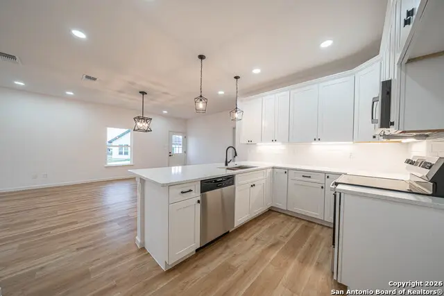 140 Camino Verde, La Vernia, TX 78121 - Image #3