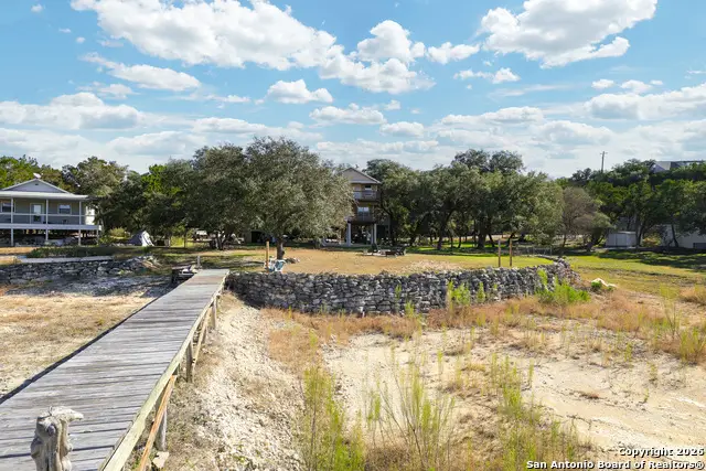 622 Pebble Beach, Lakehills, TX 78063 - Image #2