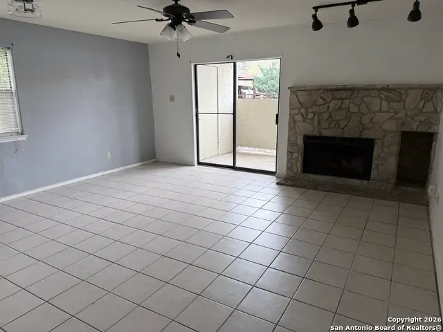 5322 Medical #E107, San Antonio, TX 78240 - Image #3