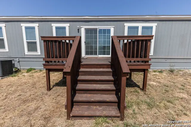 181 Viridian View, Pleasanton, TX 78064 - Image #2