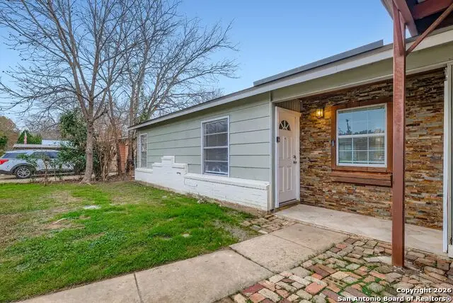 922 Deely Pl, San Antonio, TX 78221 - Image #3