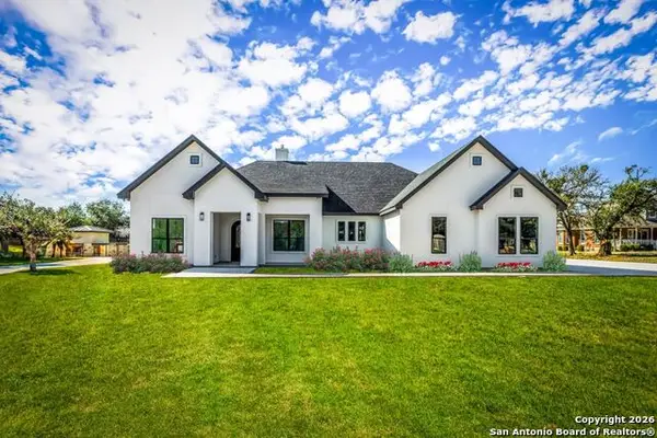 2026 Granada, New Braunfels, TX 78132