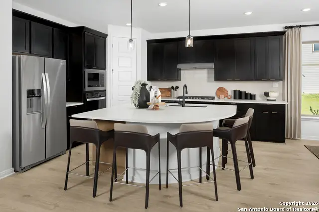 10076 Mulhouse Dr, Schertz, TX 78154 - Image #3