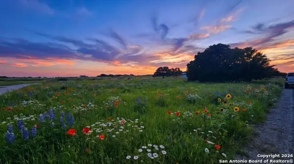 1148 Lariat Trace, Bandera, TX 78003