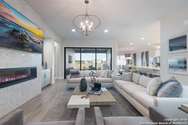 379 Borchers Blvd, New Braunfels, TX 78132 - #2