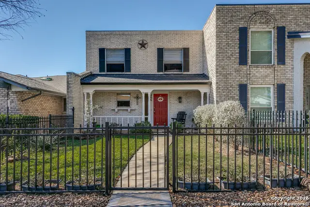 406 Amistad Blvd, Universal City, TX 78148 - #1