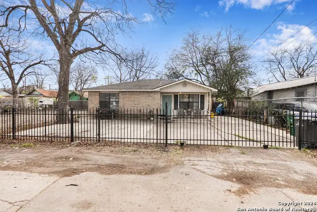 912 Torreon, San Antonio, TX 78207 - Image #3