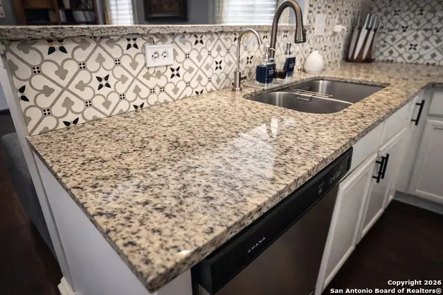 6019 Old Chimney, San Antonio, TX 78250 - Image #2