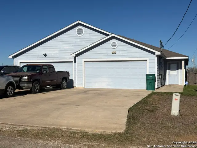 1103 Maple, Jourdanton, TX 78026 - Image #2