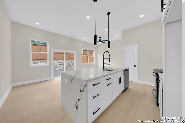 11710 Vance Jackson Rd #701, San Antonio, TX 78230 - Image #1