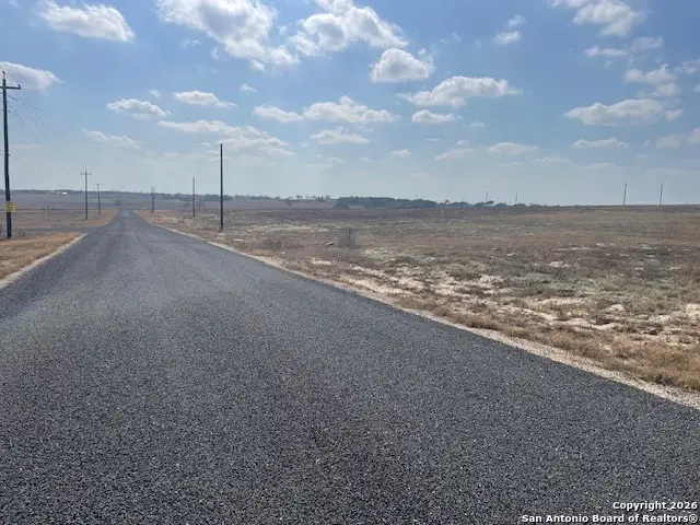 120 Dragonfly, La Vernia, TX 78121 - Image #3