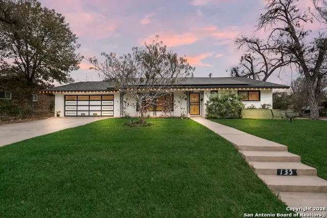 135 Meadowood Ln, San Antonio, TX 78216 - #1
