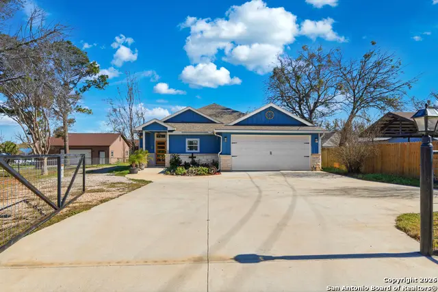 682 Stuart Rd, Adkins, TX 78101 - #2