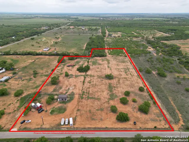 161 Cr 312, Charlotte, TX 78011 - #1