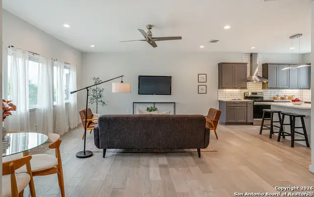 1226 Wyoming #102, San Antonio, TX 78203 - Image #3