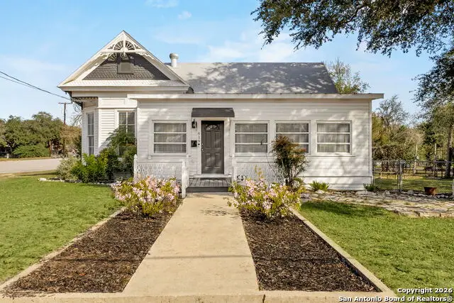 619 Comal, New Braunfels, TX 78130 - Image #1