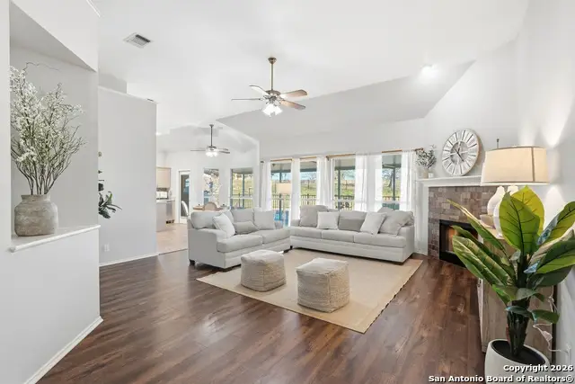 144 Las Palomas Dr, La Vernia, TX 78121 - Image #2