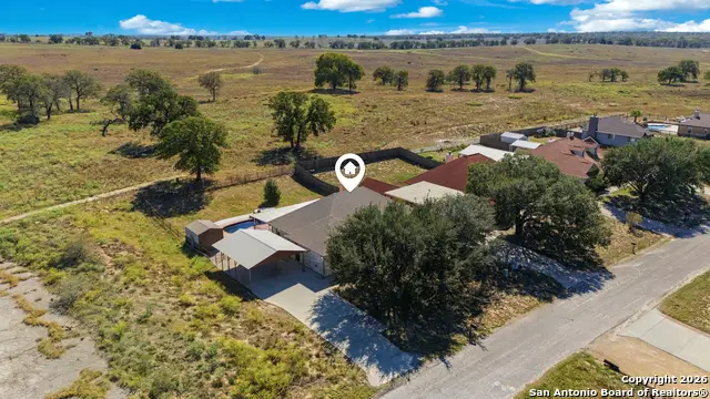 144 Las Palomas Dr, La Vernia, TX 78121 - Image #3