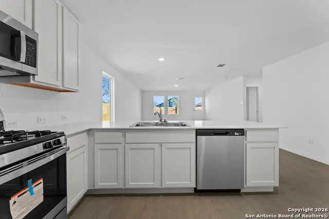 106 Ellendale Place, Fredericksburg, TX 78624 - Image #2