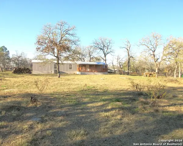 178 Hickory Hill, La Vernia, TX 78121