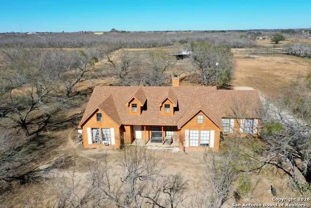 200 Meadowview, Lytle, TX 78052 - Image #1
