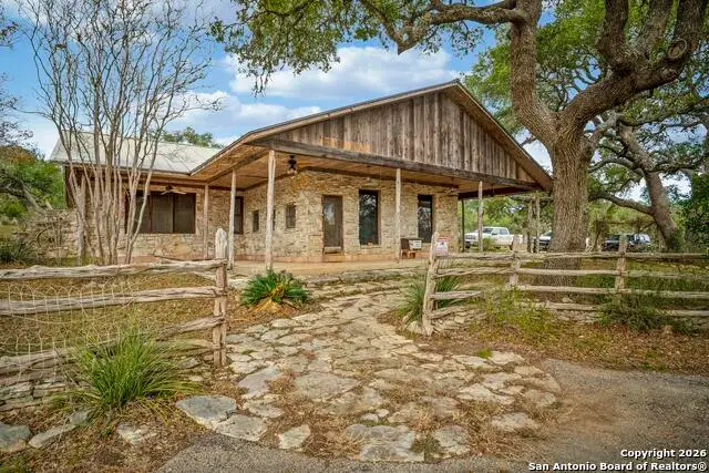 360 Kirk Ln, Bulverde, TX 78163 - Image #1