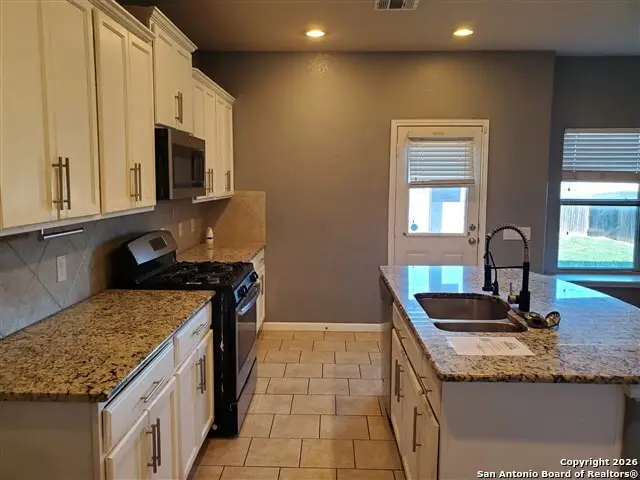 11531 Pelican, San Antonio, TX 78221 - Image #3