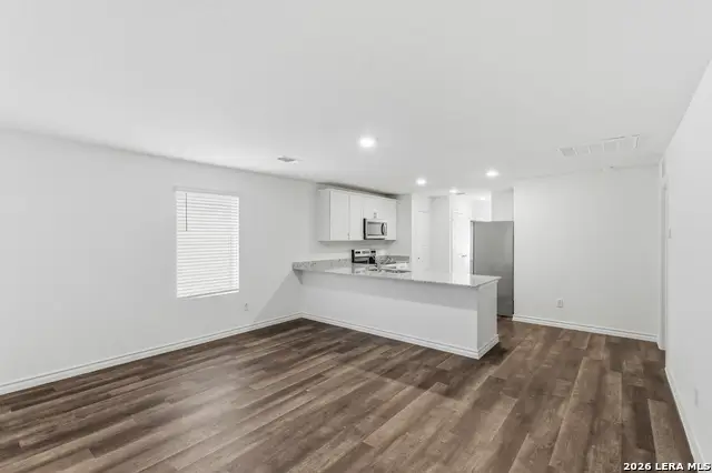 8244 Smithers Avenue, San Antonio, TX 78252 - Image #2